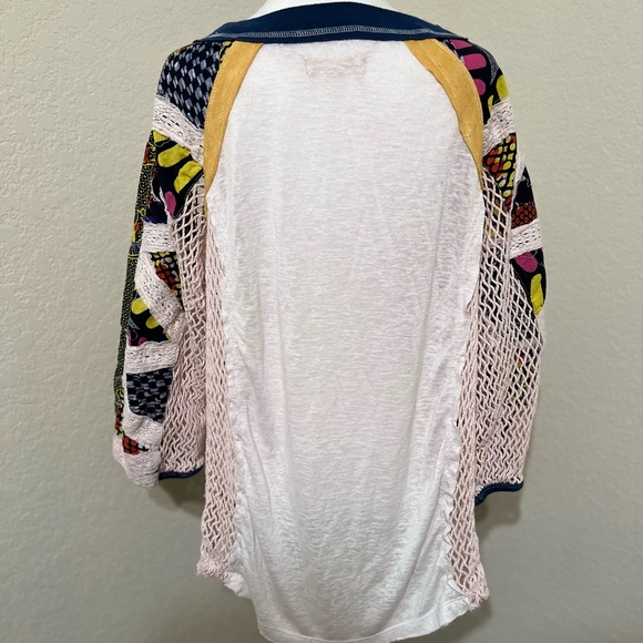 We the free Contrast Tee Top with kimono sleeves and crochet sides Extra Small - Picture 2 of 10